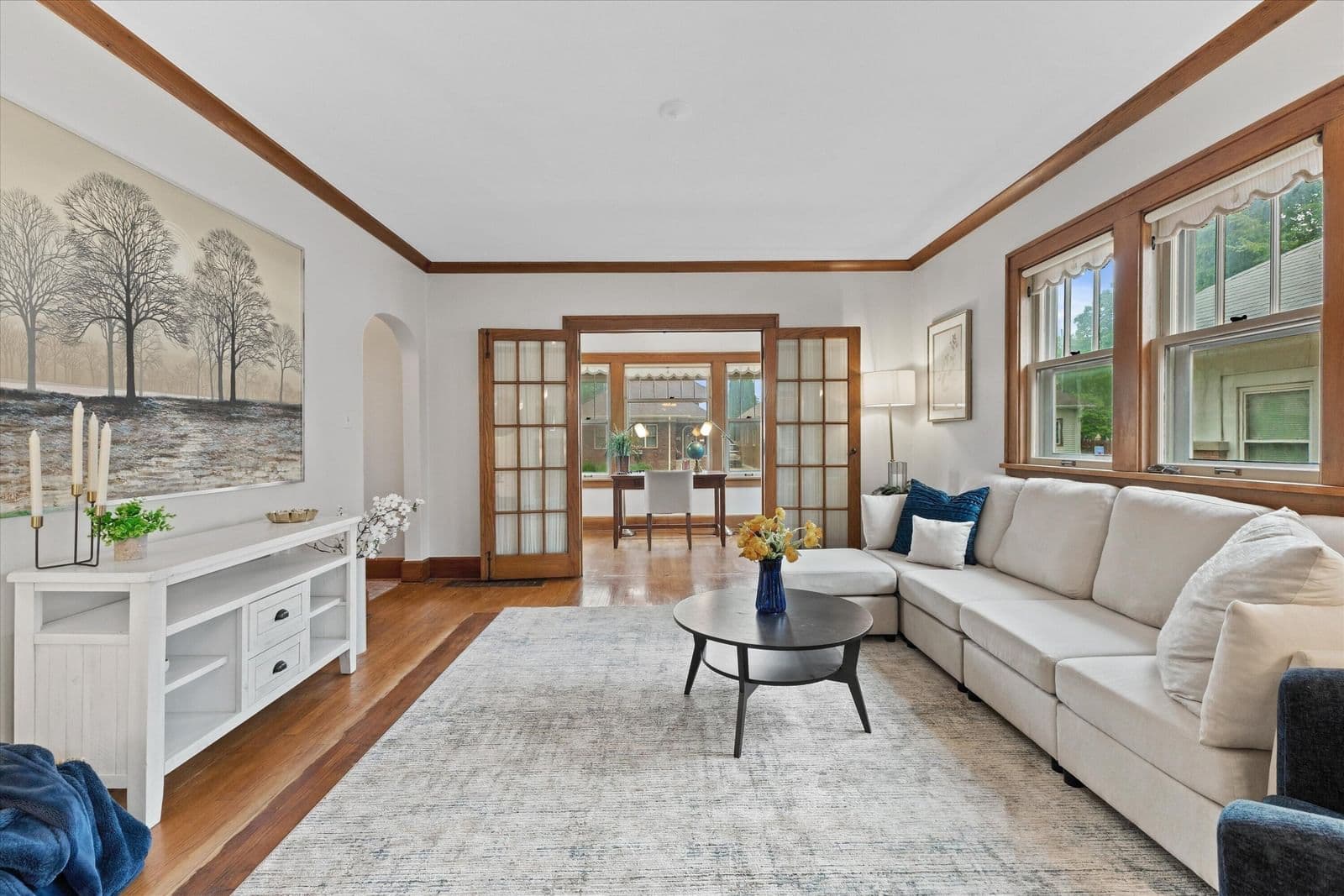2610 LaSalle