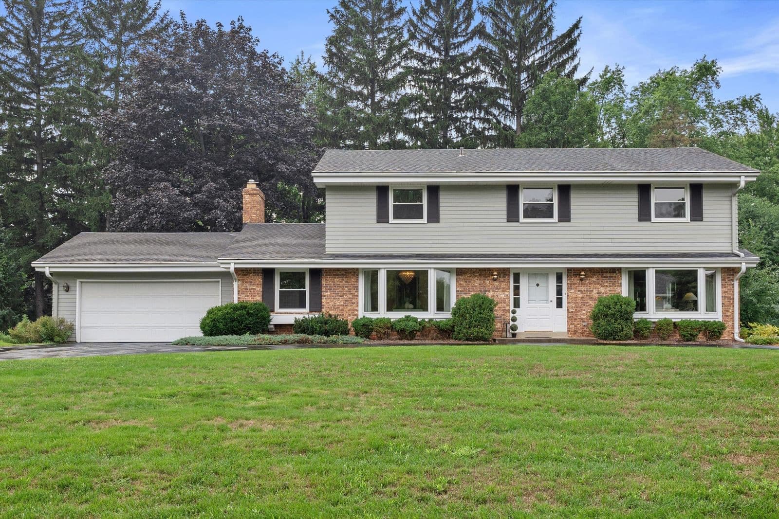 1825 Jean Marie, Brookfield, WI