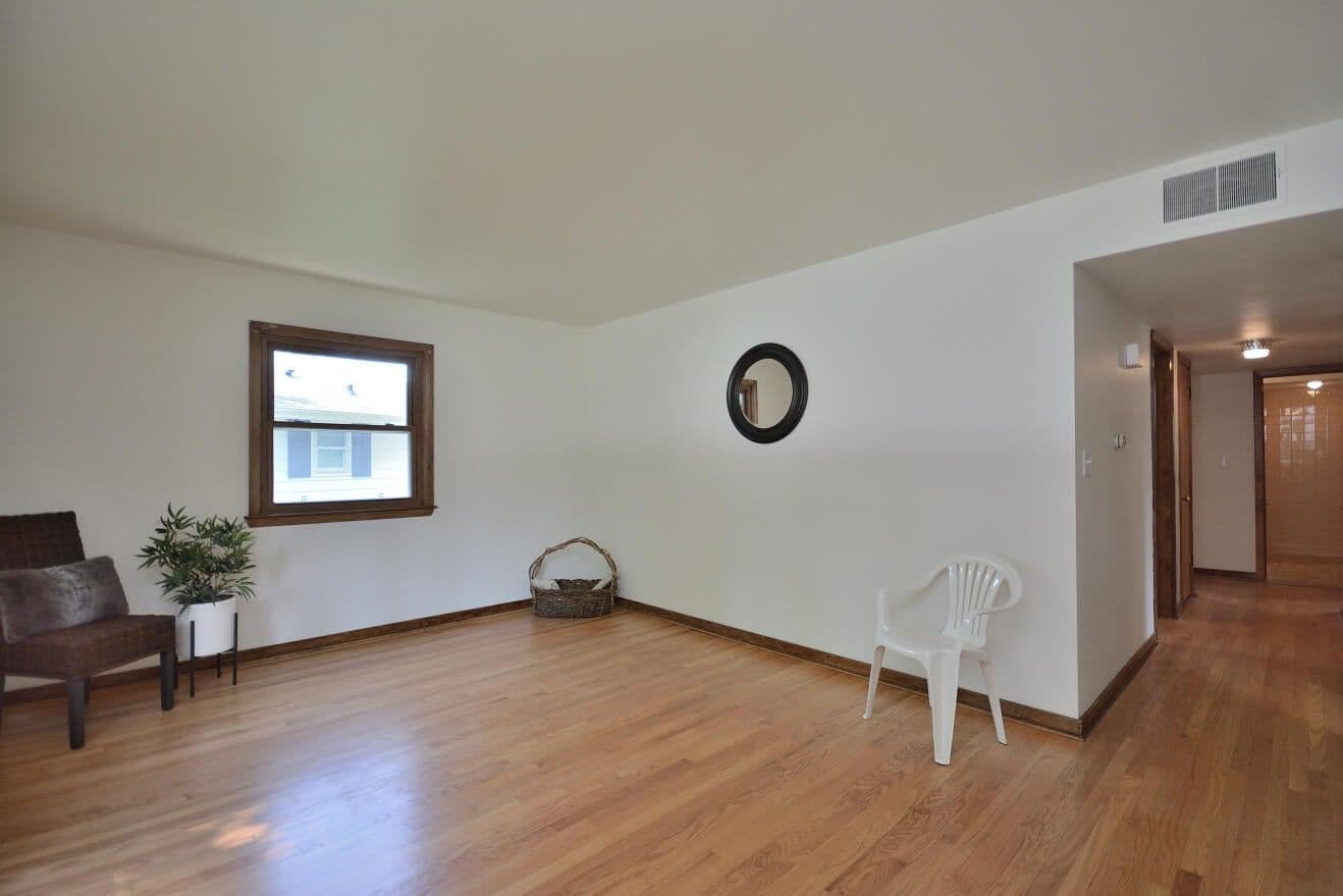 3122 Rochelle