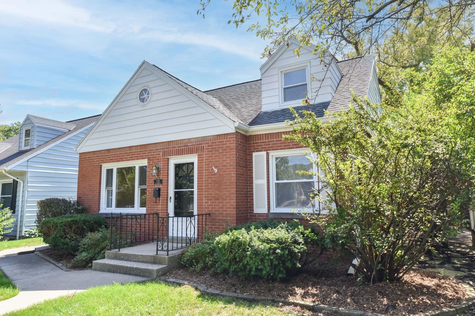 7937 Townsend