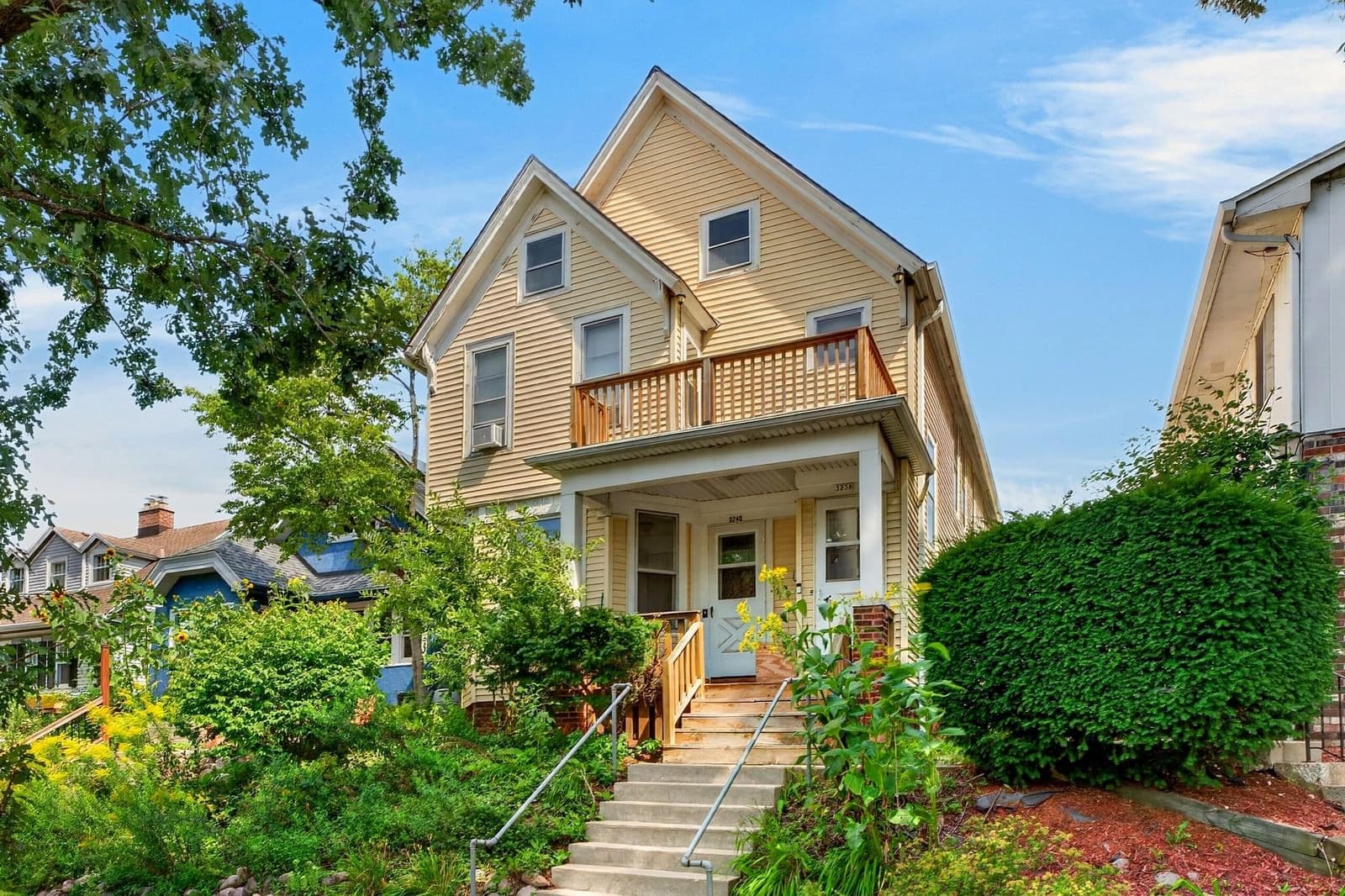 3238 Cambridge