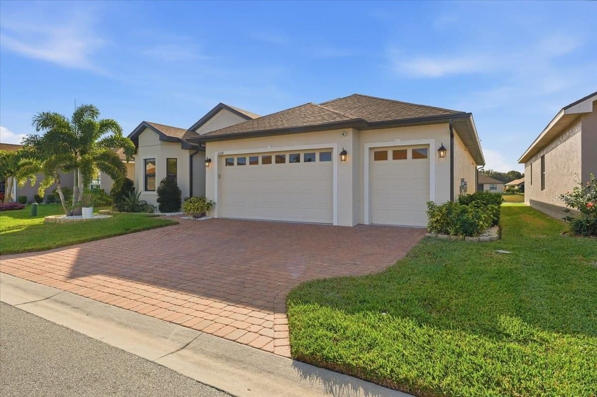 6308 PINEHURST