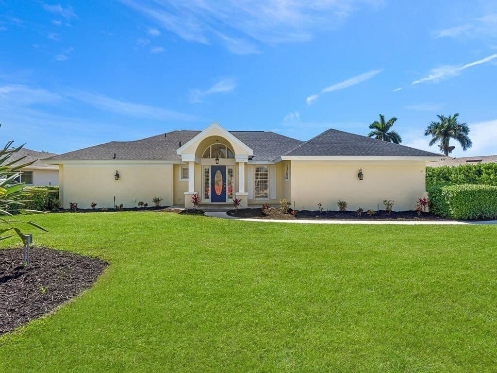 491 CYPRESS, Naples, FL