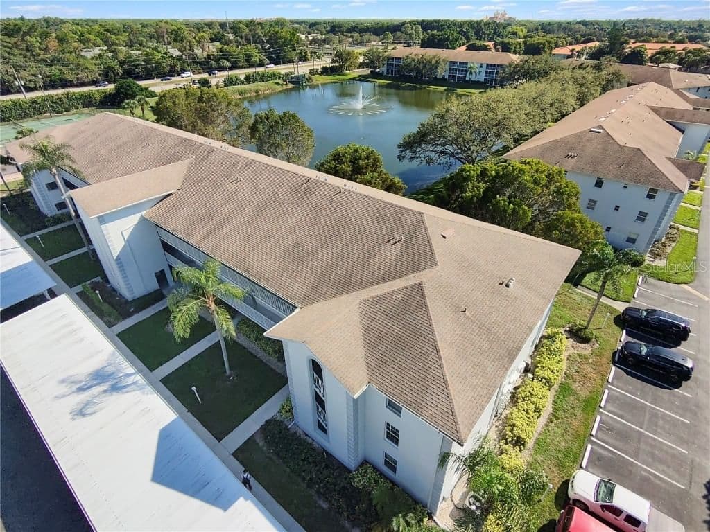 9610 VICTORIA, Naples, FL