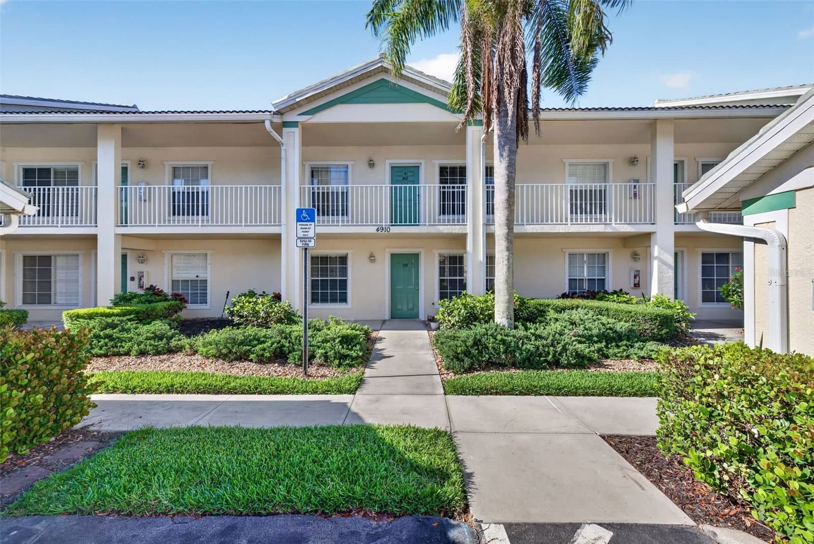 4910 COUGAR, Naples, FL