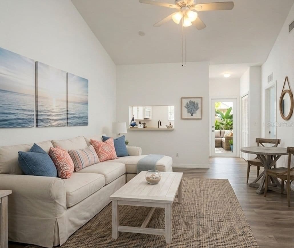 8416 BERNWOOD COVE
