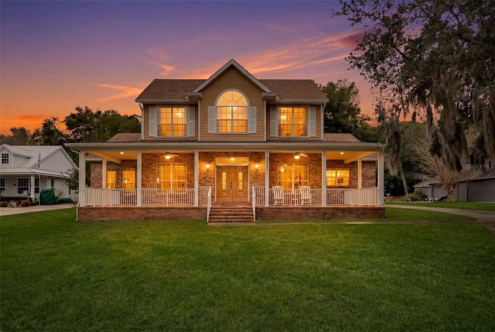 10336 LAKE LOUISA