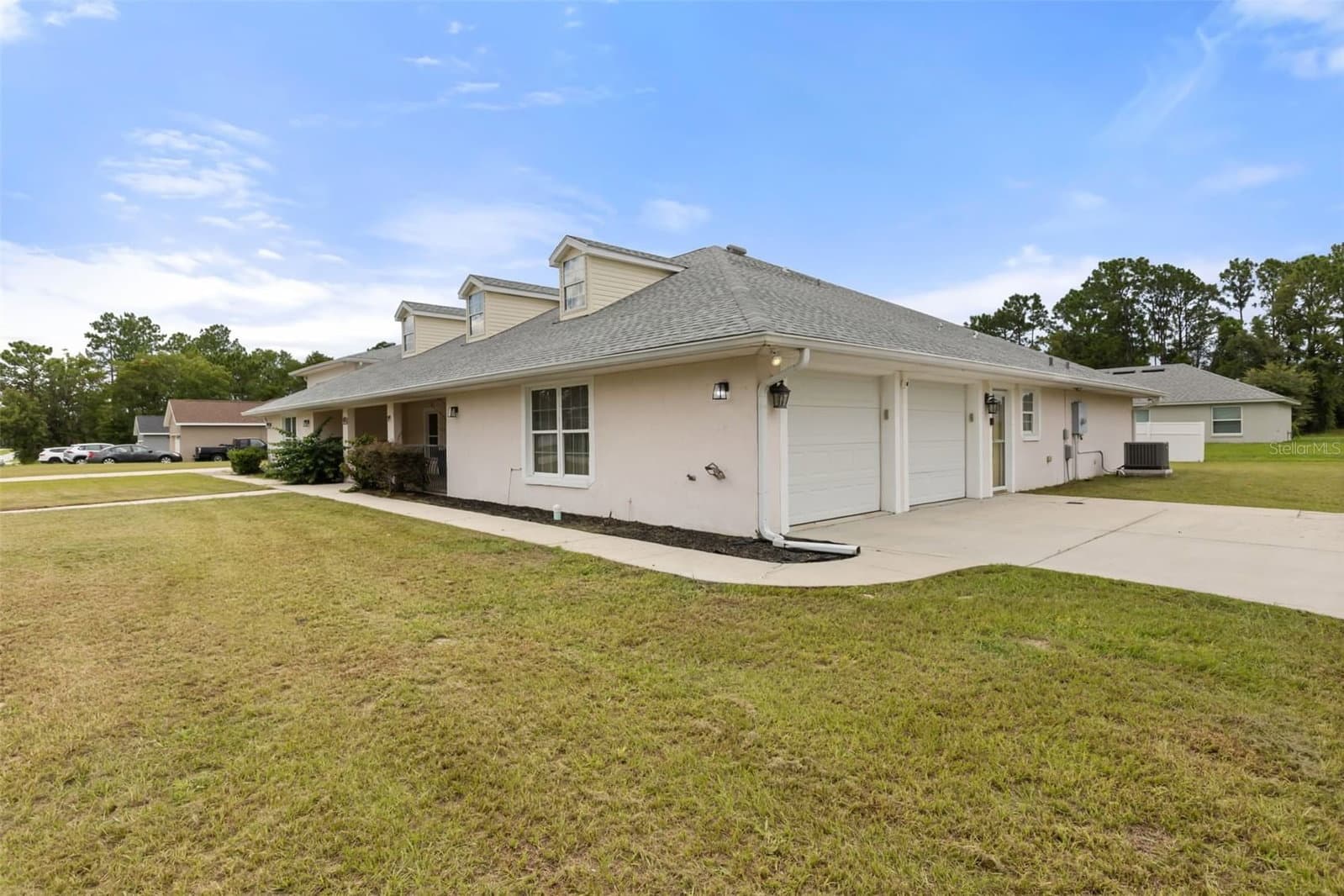 639 MARION OAKS