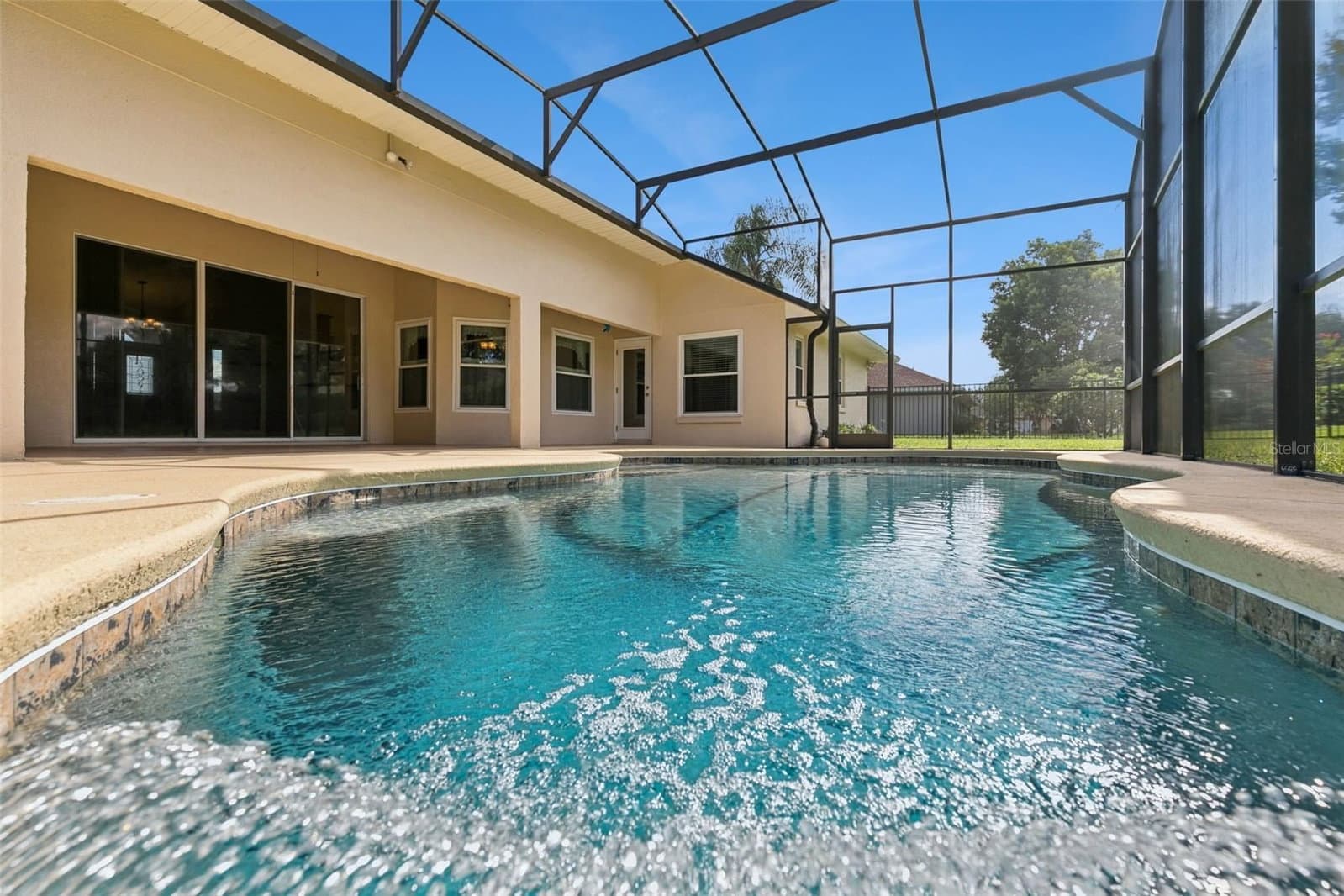 10520 JARDIM DE LARGO