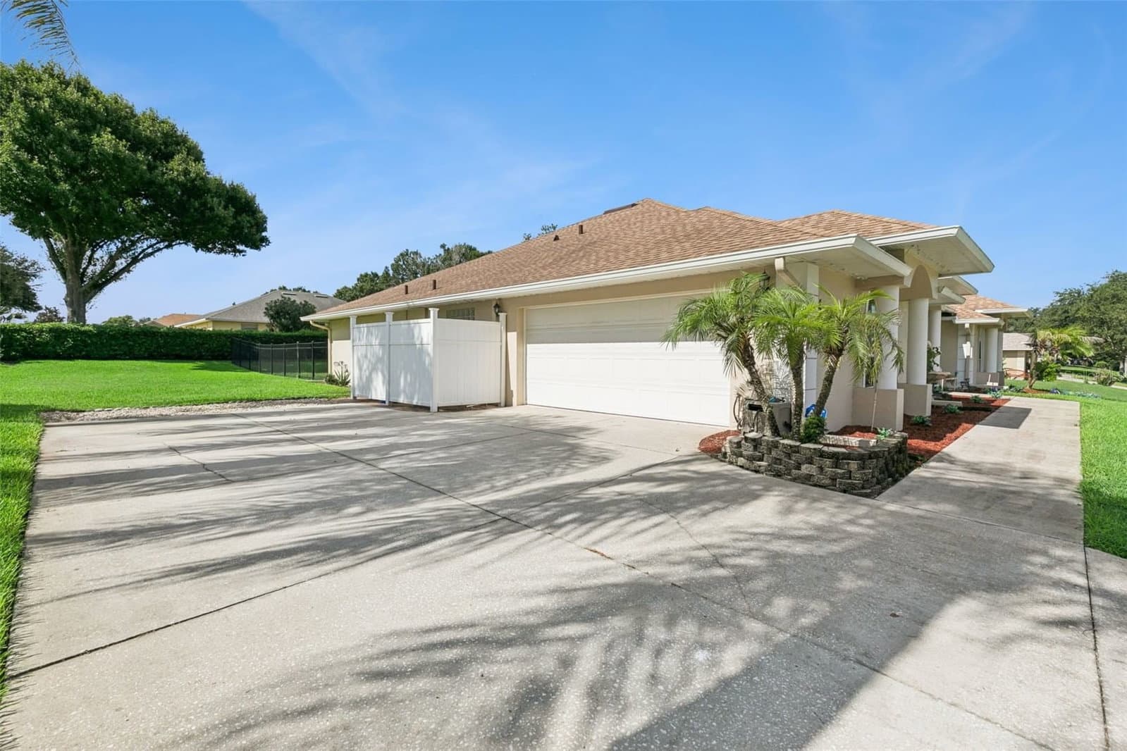 10520 JARDIM DE LARGO