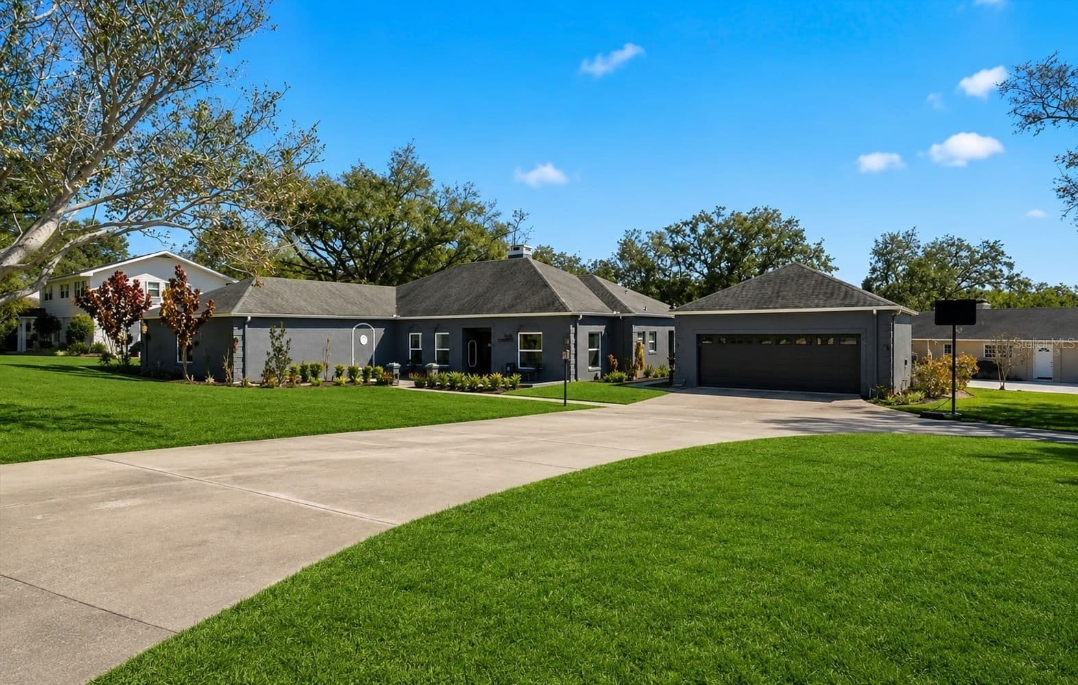 5225 GLENMORE
