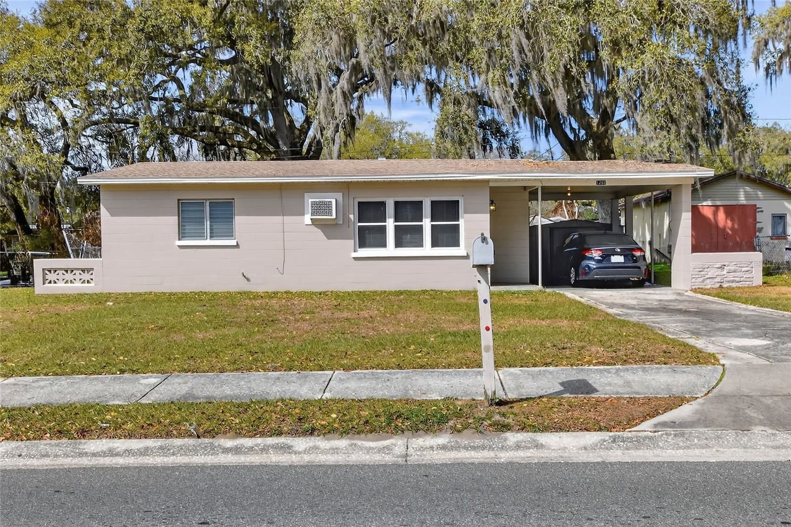 1248 WOODLAND