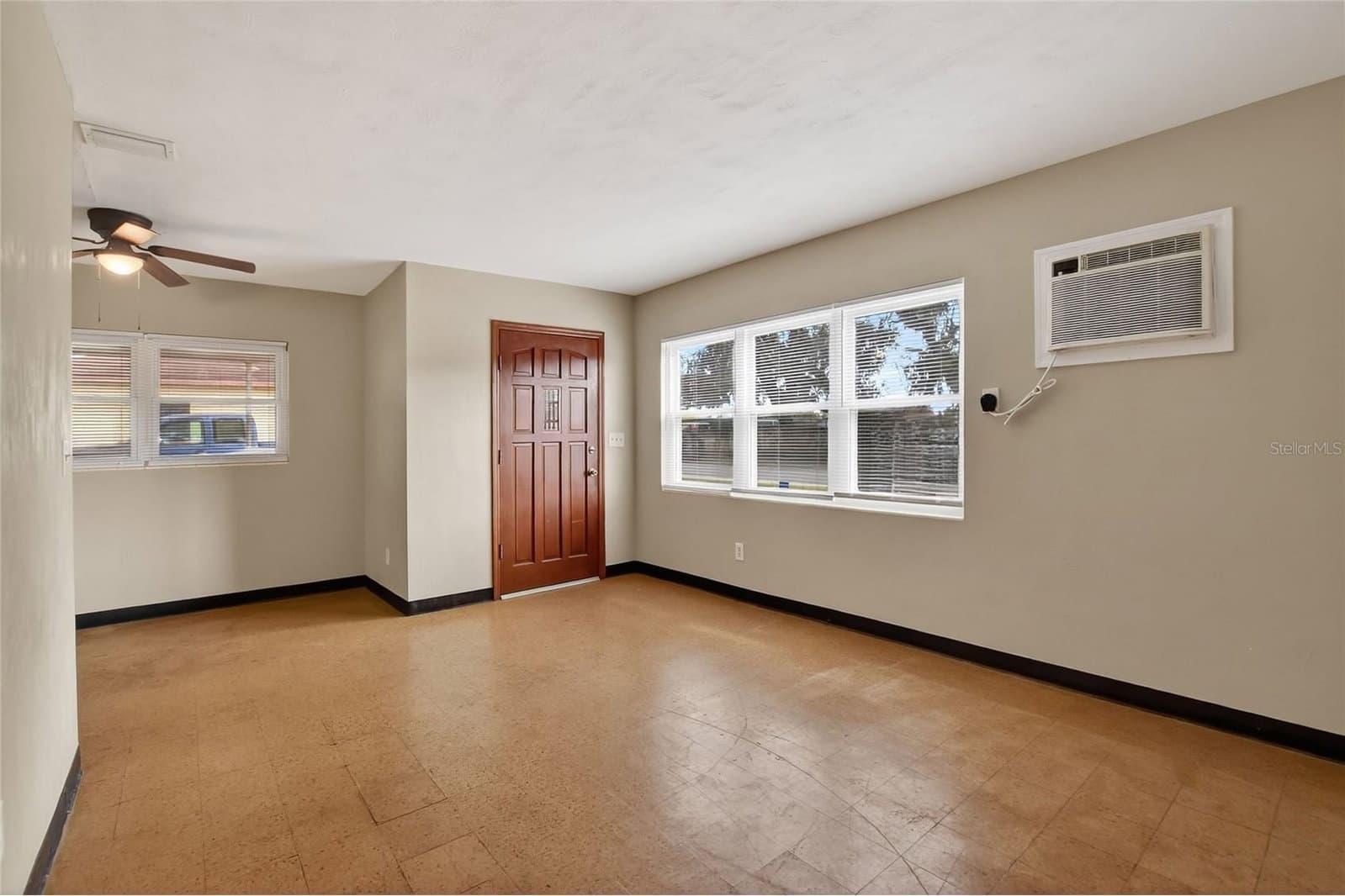 1248 WOODLAND