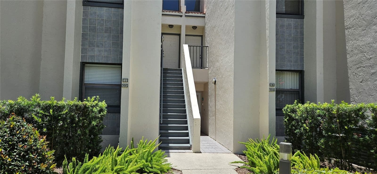 105 LAUREL COVE