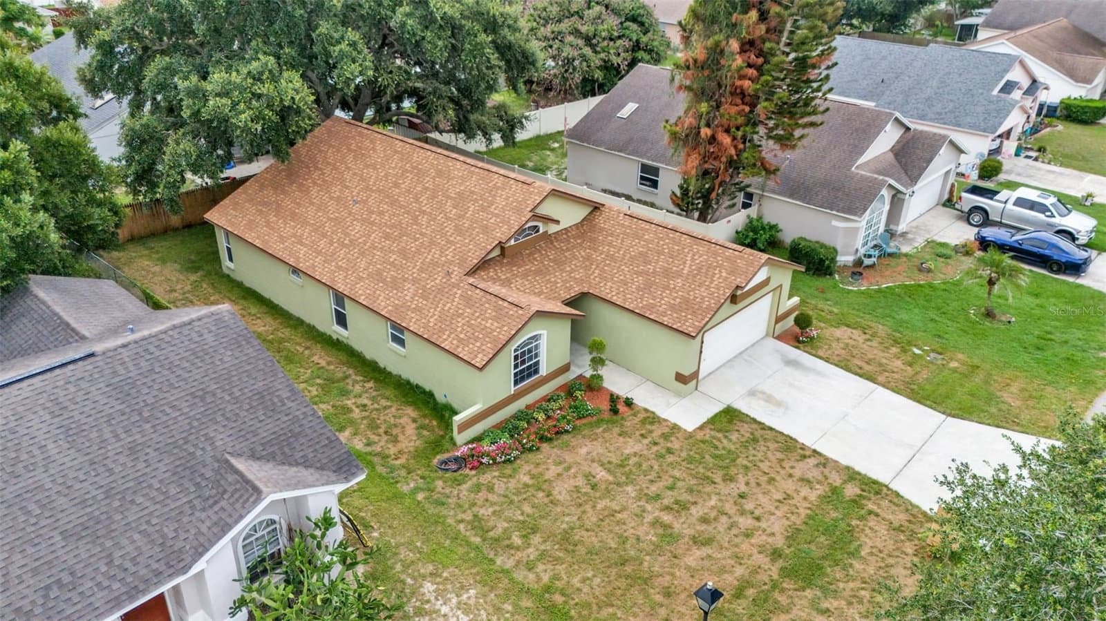 419 SAINT ANNS