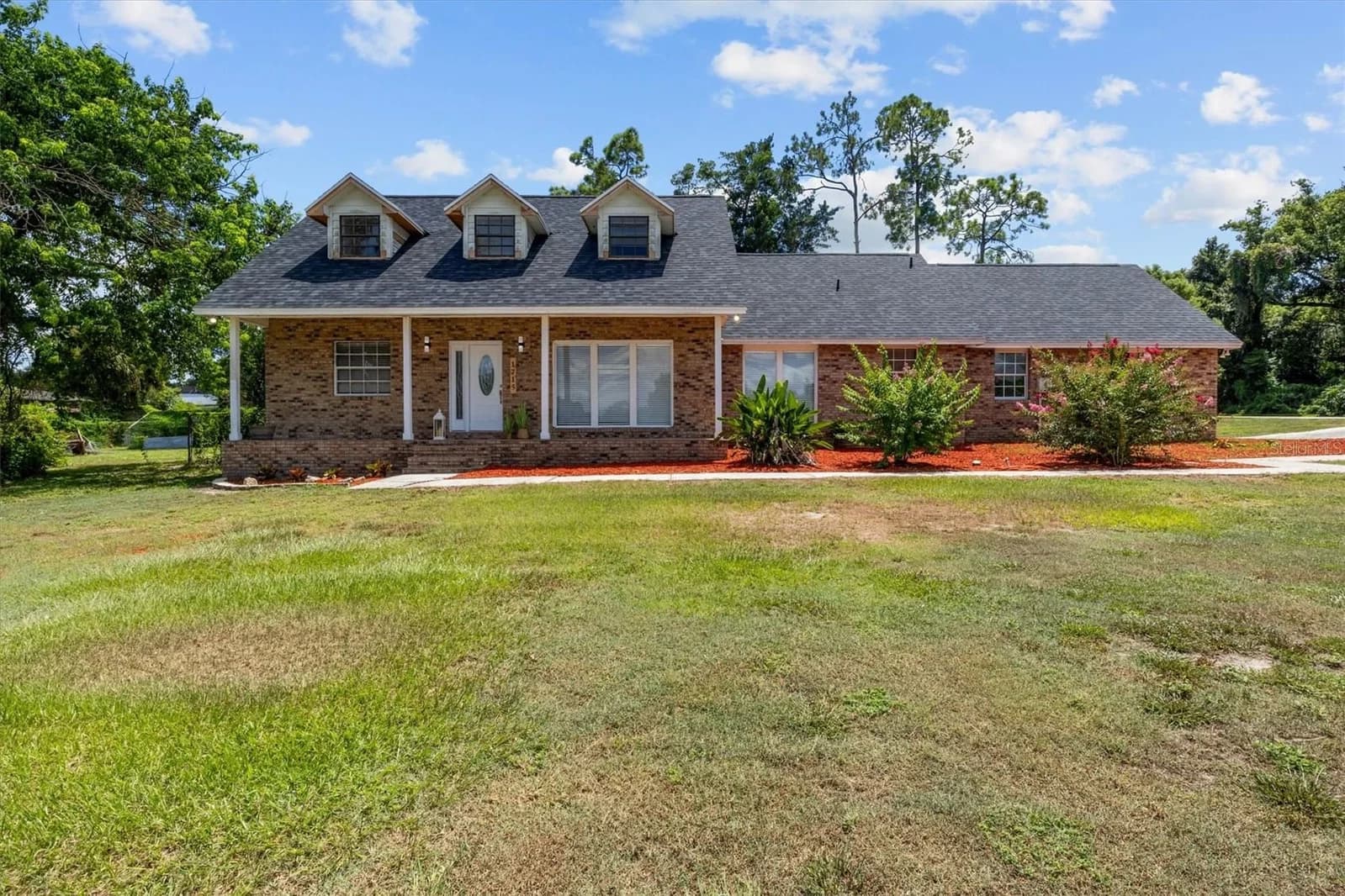 1715 LAKE MIRIAM