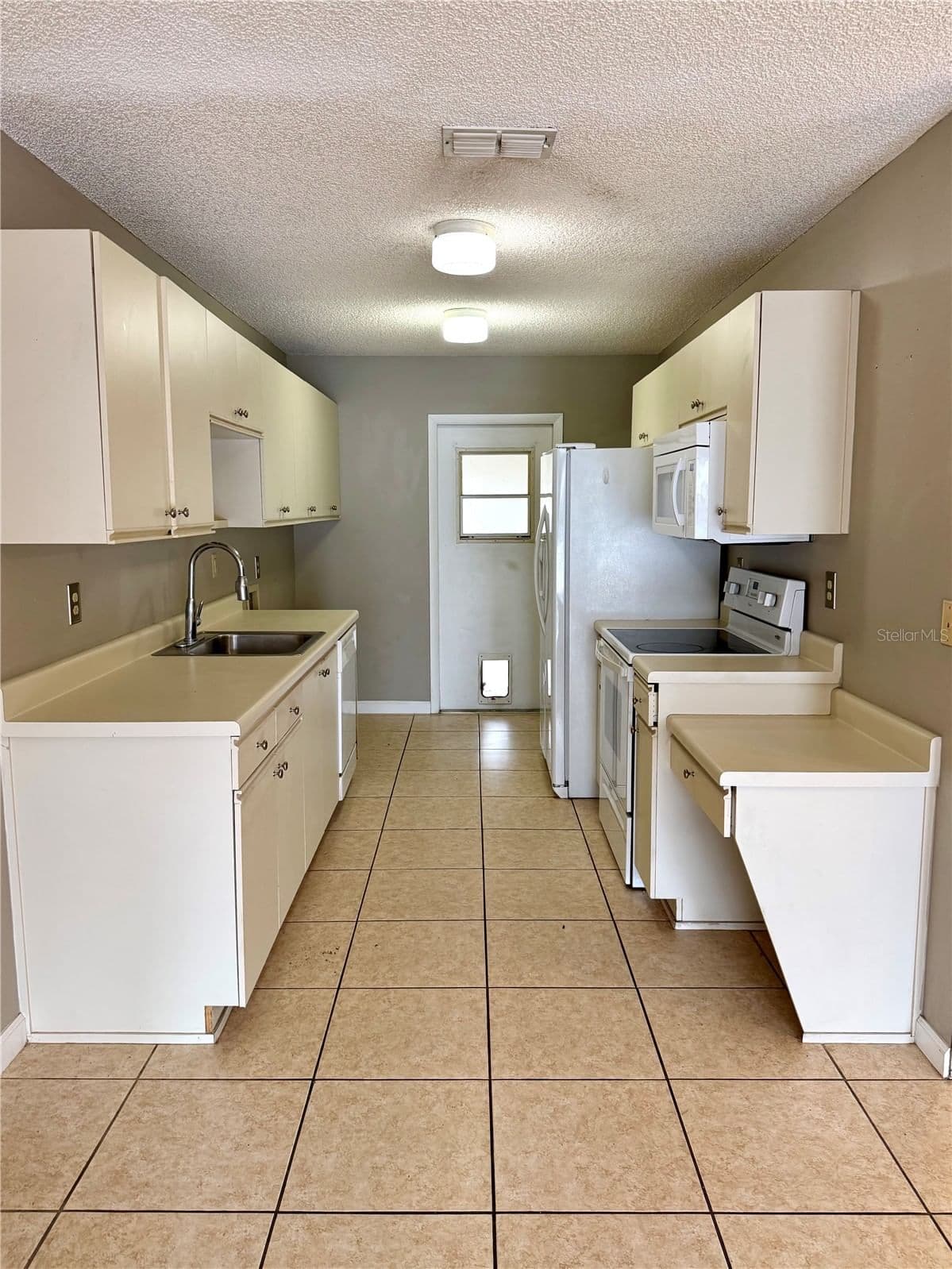 242 WINTER RIDGE