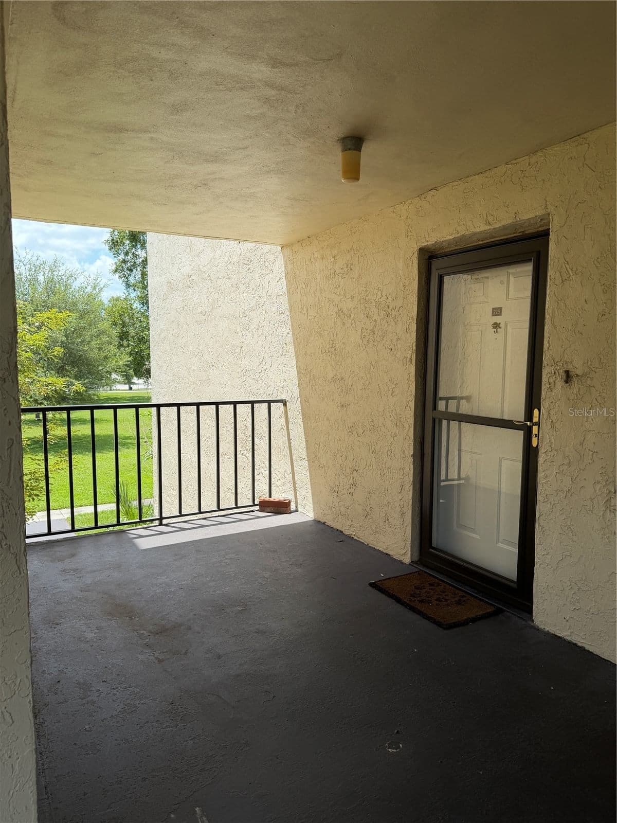 1130 LAKE PARKER