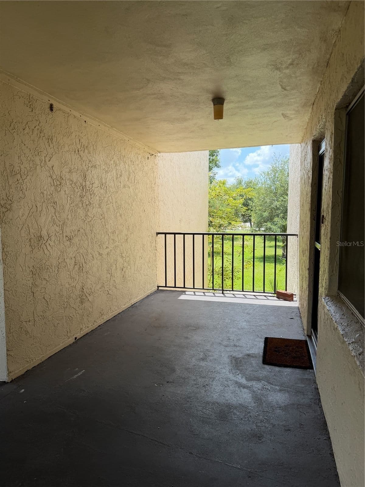 1130 LAKE PARKER