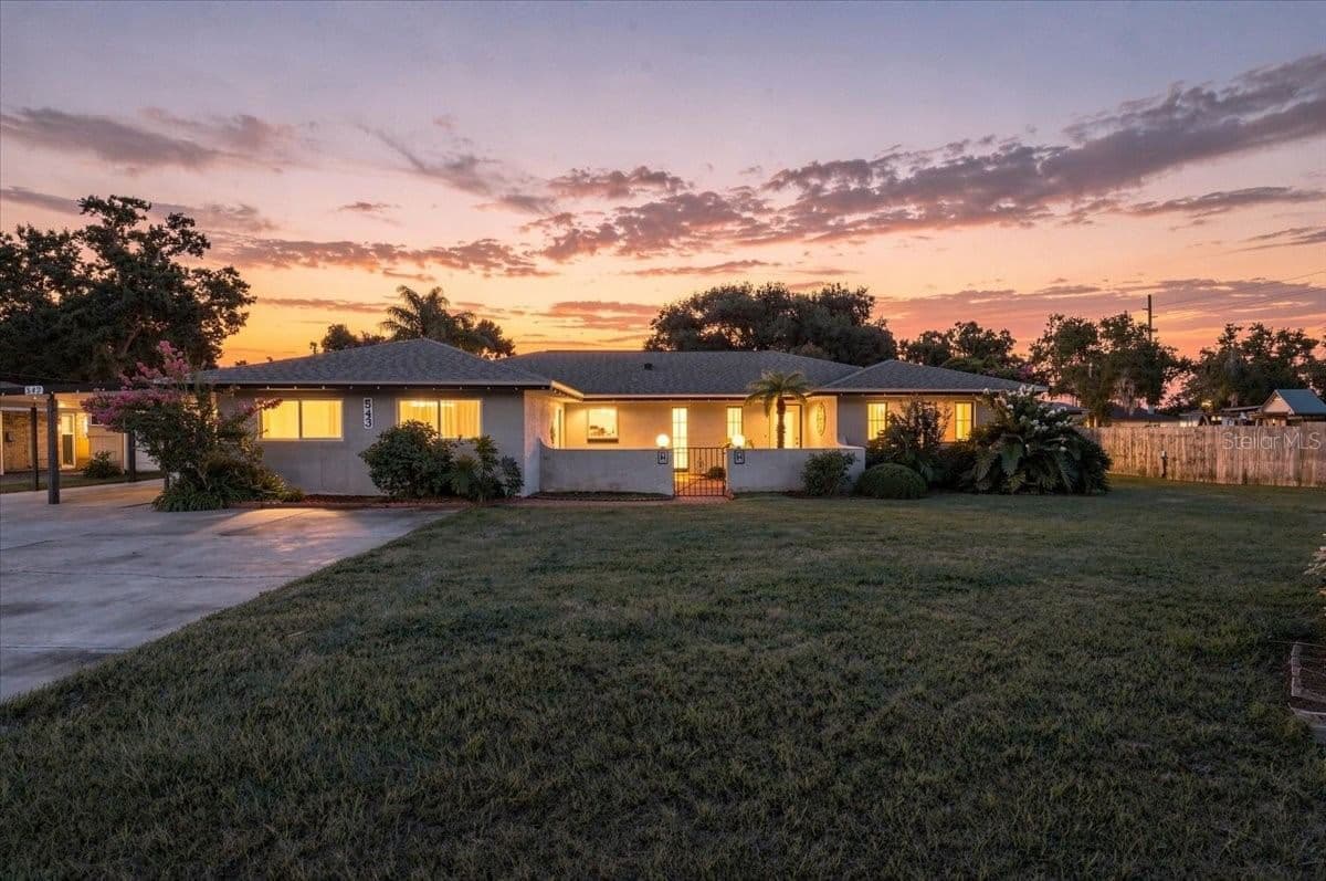 543 STATE ROAD 559