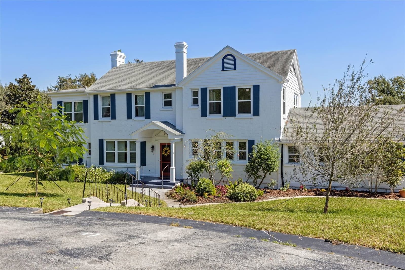 694 LAKE OTIS