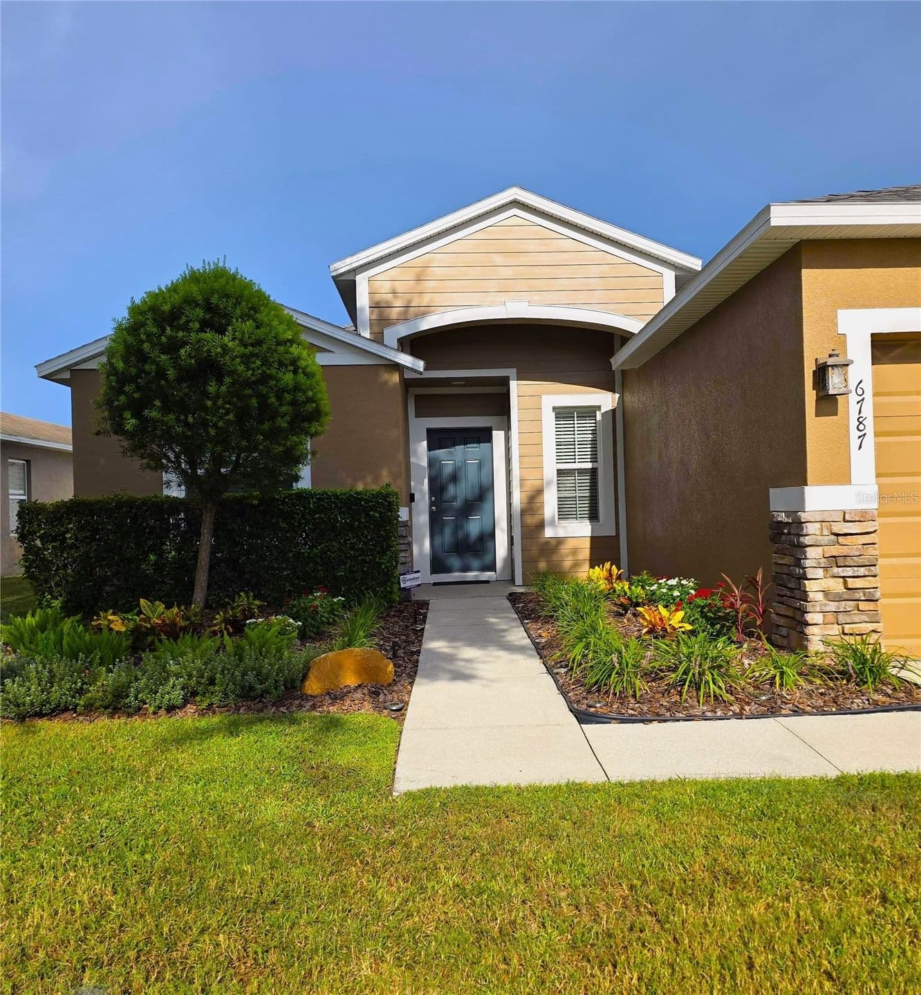 6787 GLENBROOK