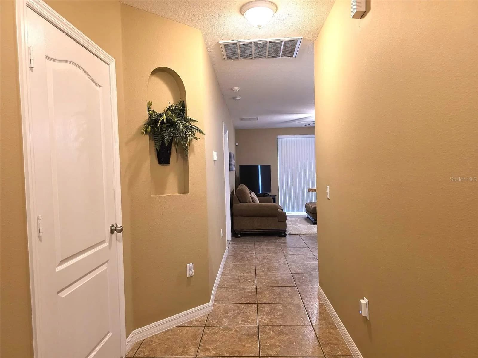 6787 GLENBROOK