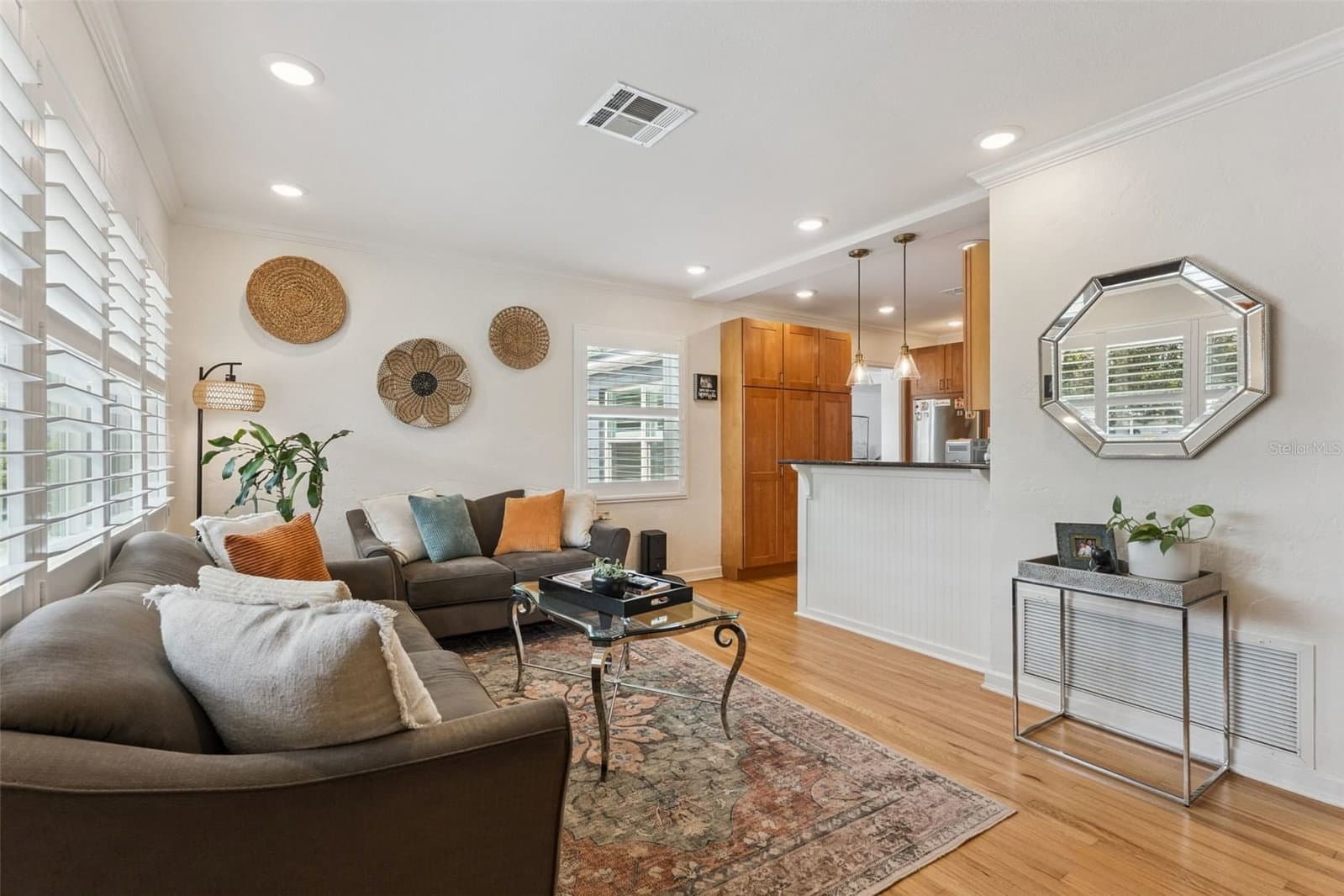 719 WARWICK