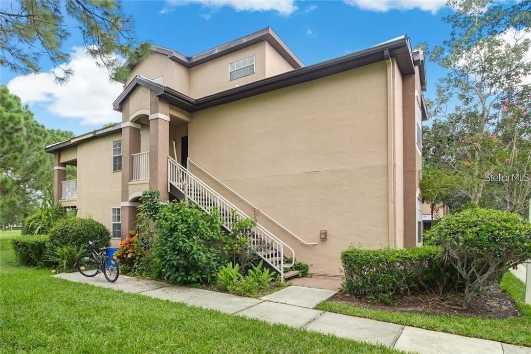 13953 FAIRWAY ISLAND