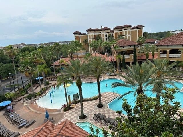 12527 FLORIDAYS RESORT