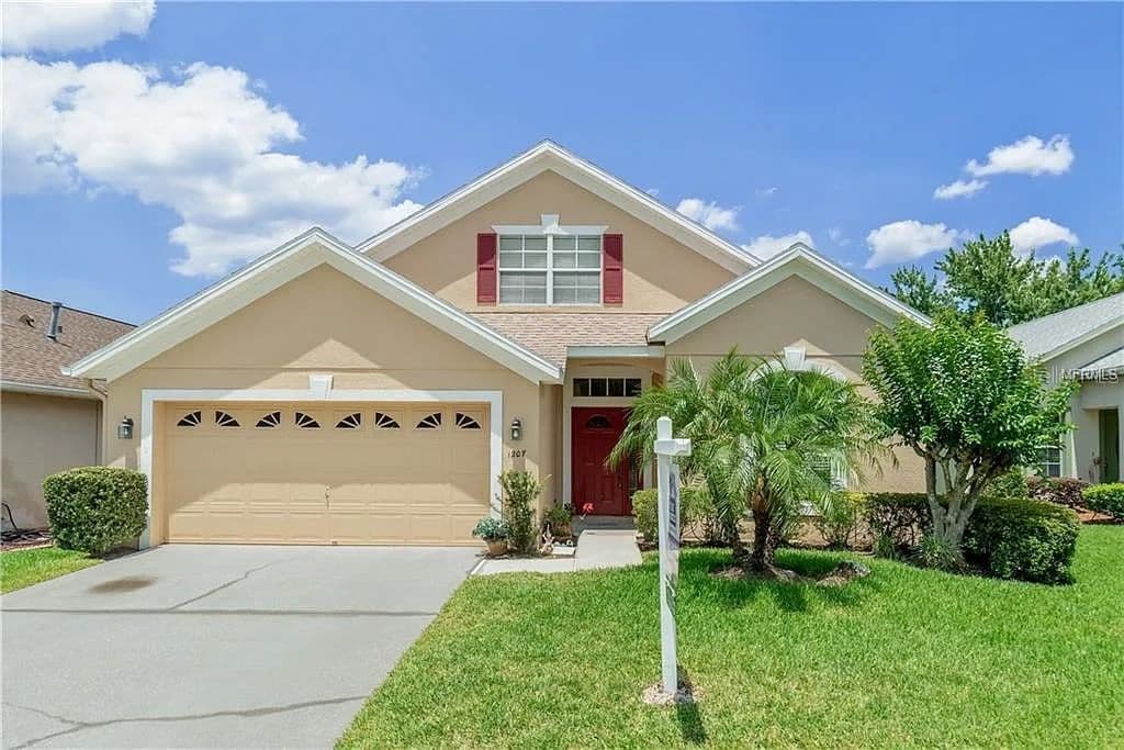1207 ROYAL SAINT GEORGE