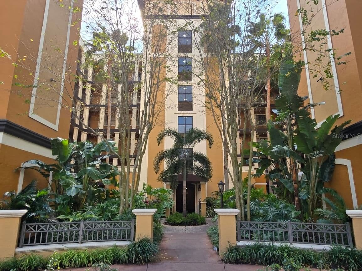 12556 FLORIDAYS RESORT