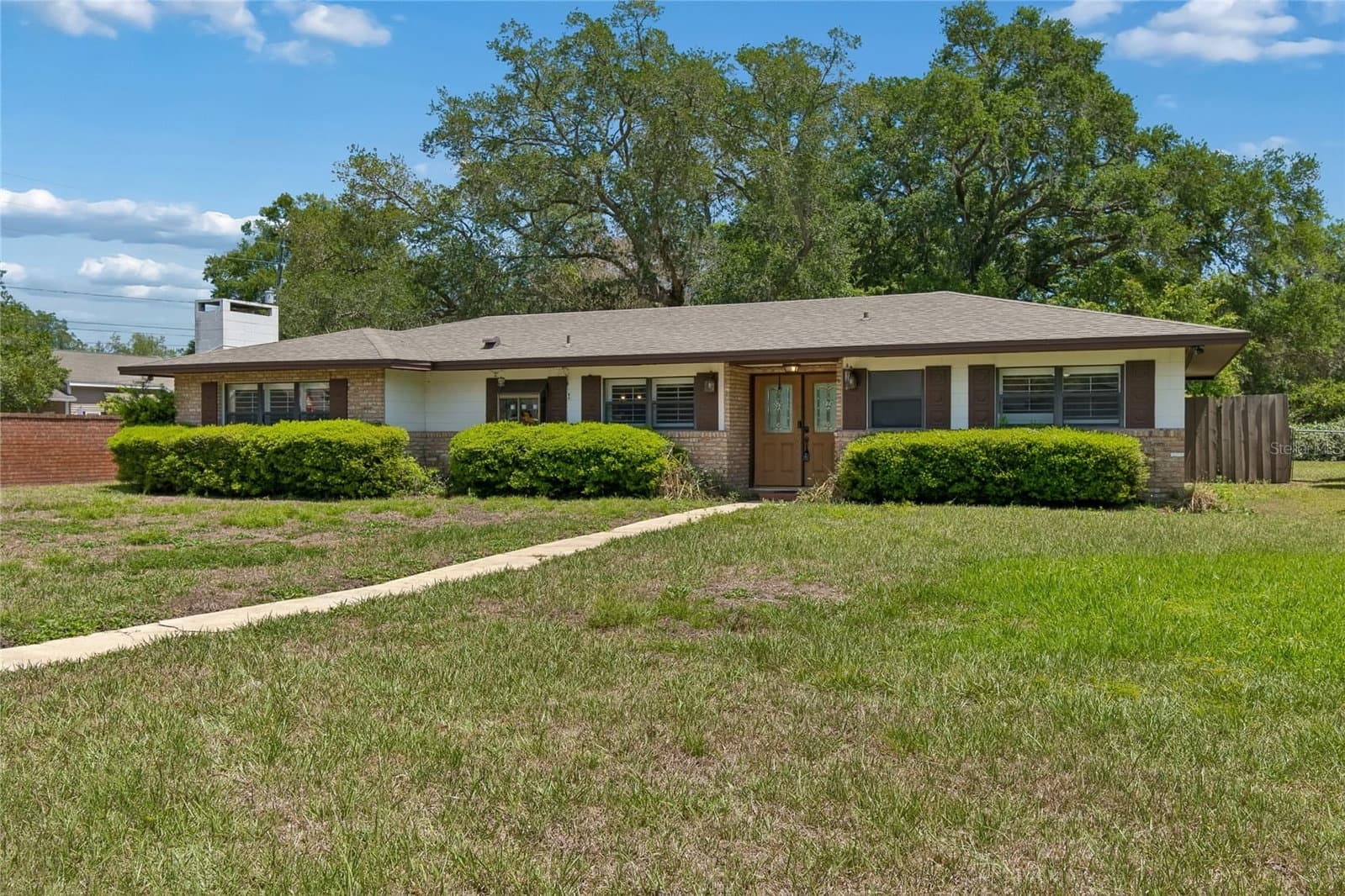 4801 BIG OAKS