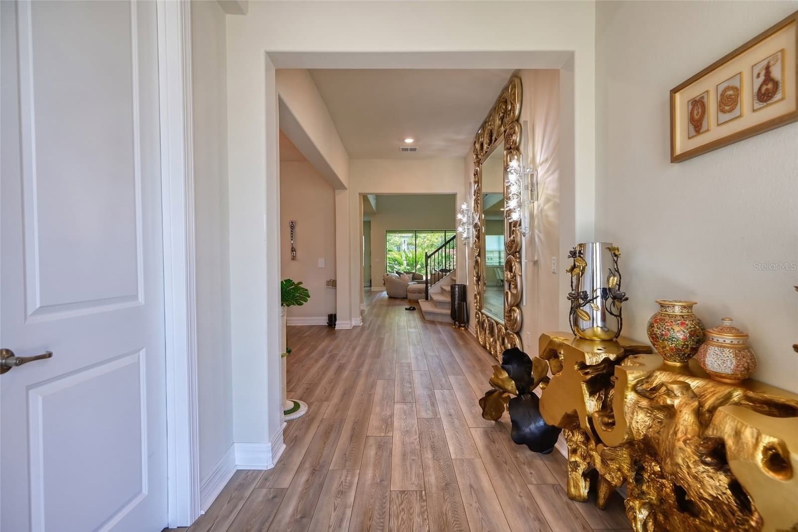 8059 LEAF GROVE