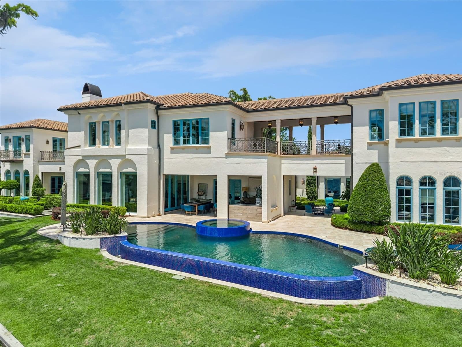 9236 BAY POINT