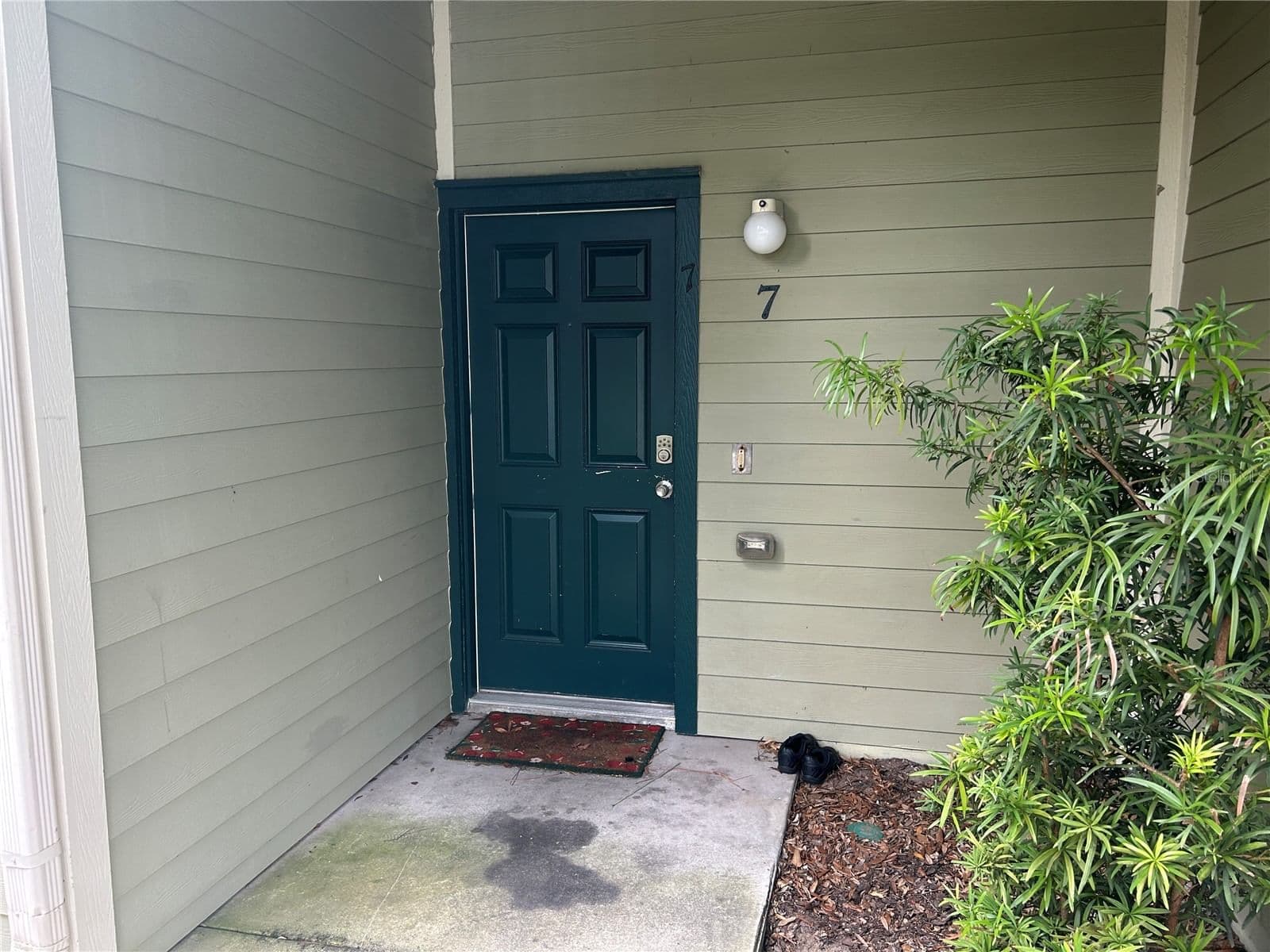 3717 LAKE ORLANDO