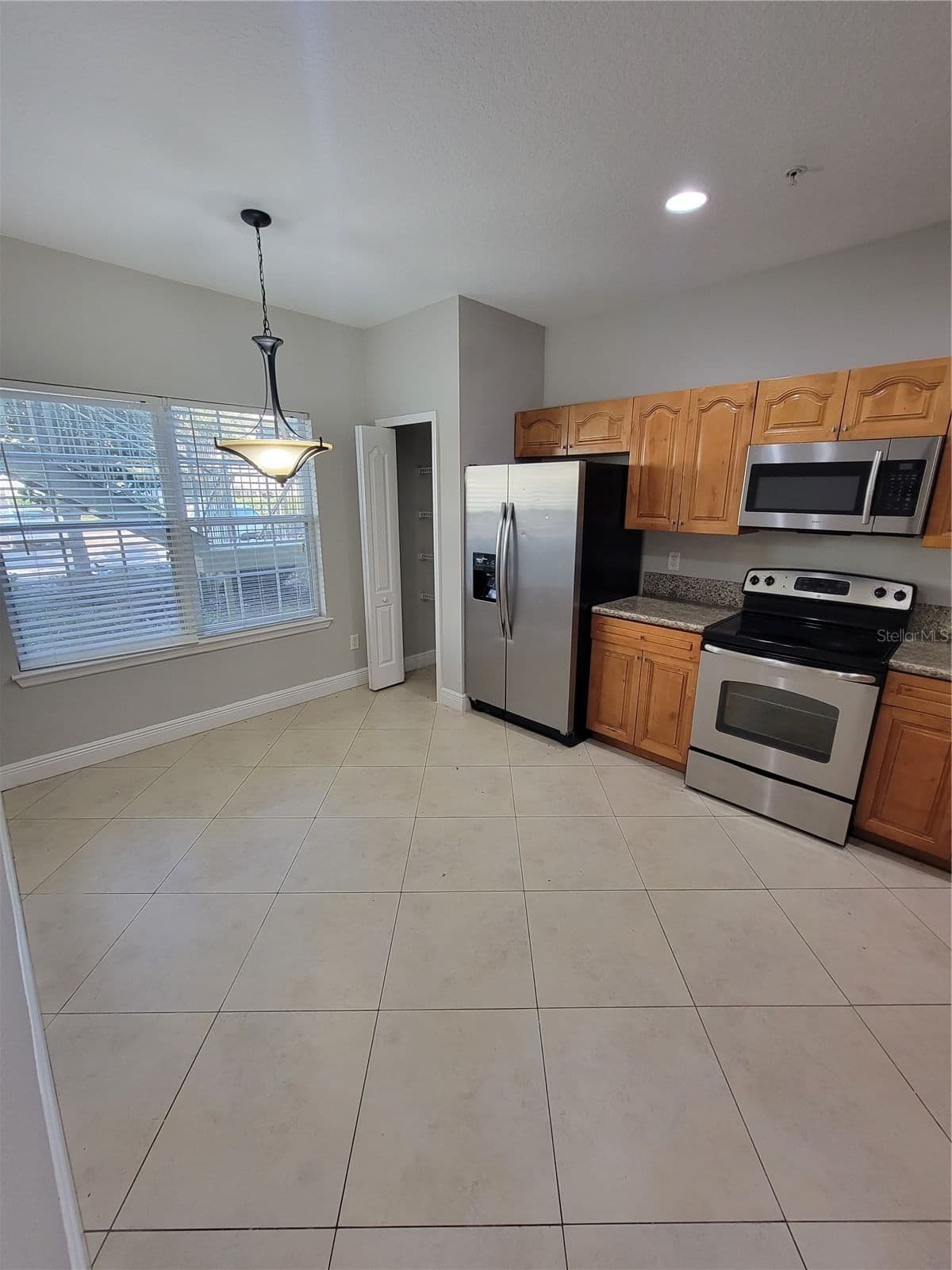 3717 LAKE ORLANDO