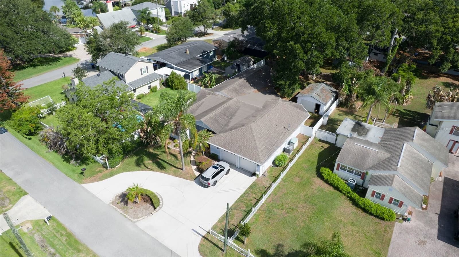 1015 VENETIAN