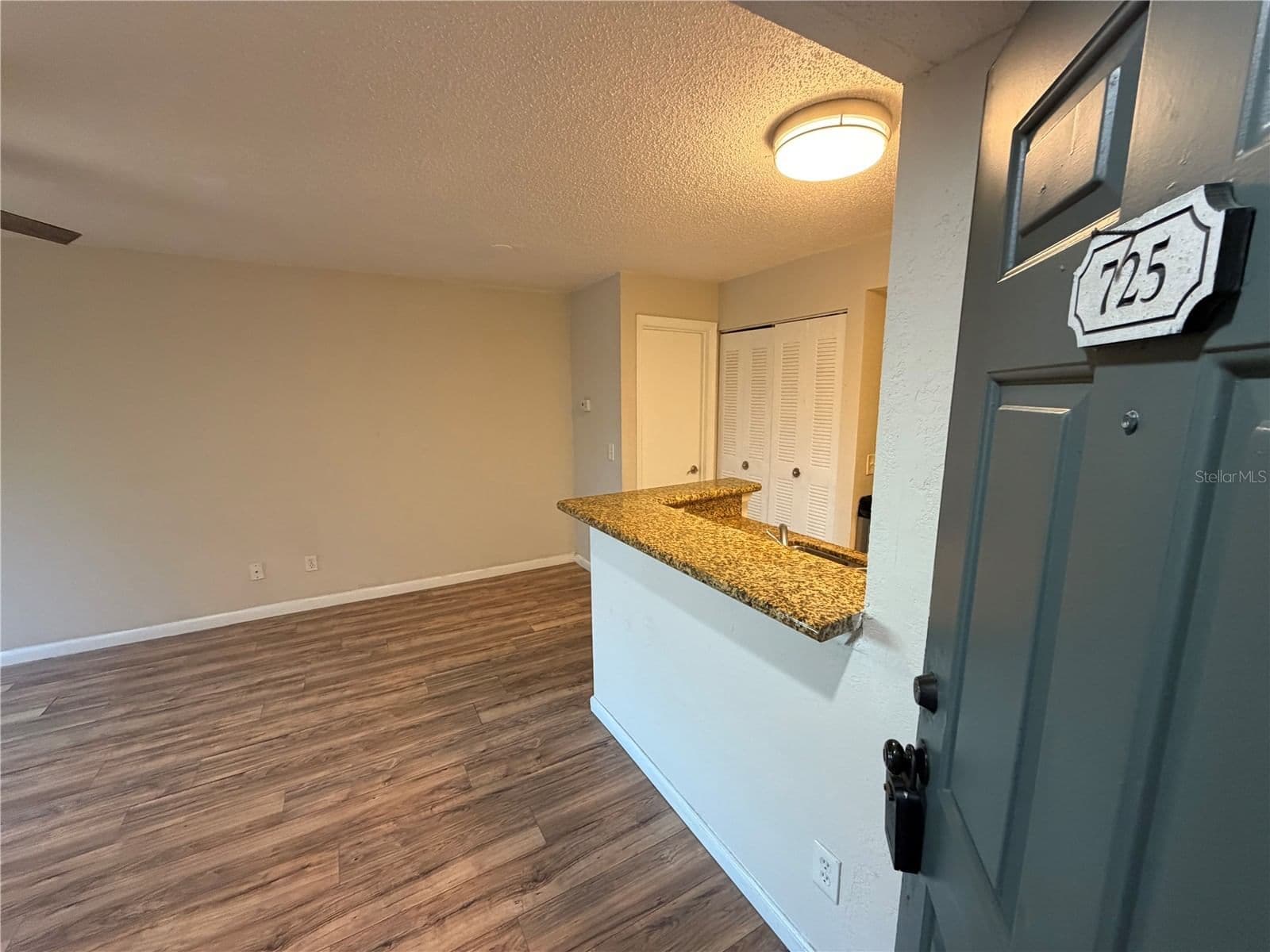 5128 CONROY