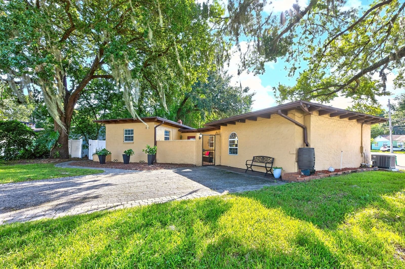 1835 OAK
