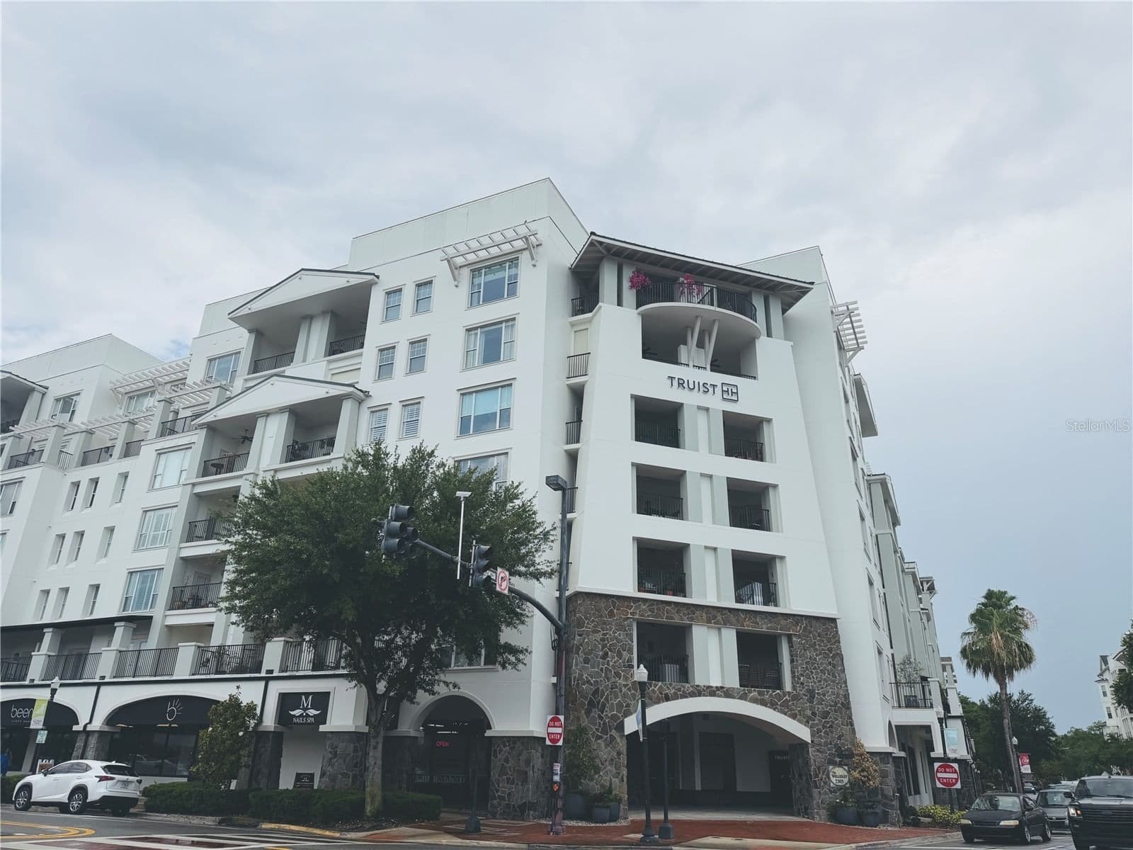 2305 EDGEWATER