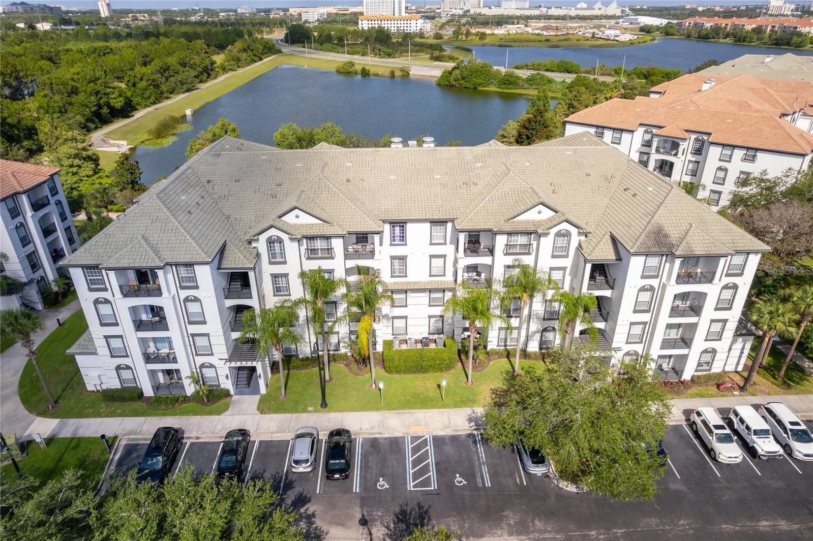 4102 BREAKVIEW
