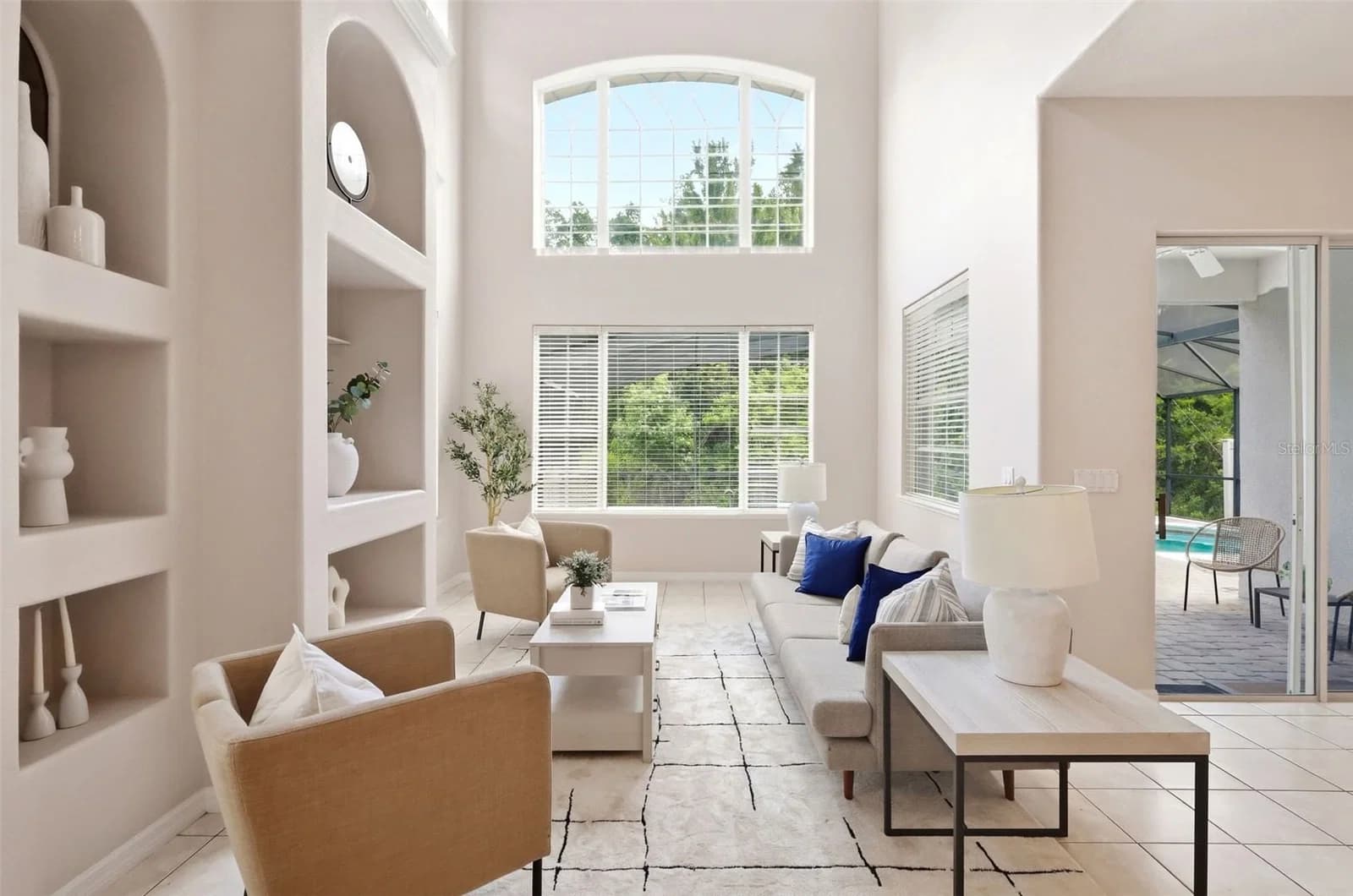 2555 SAND ARBOR