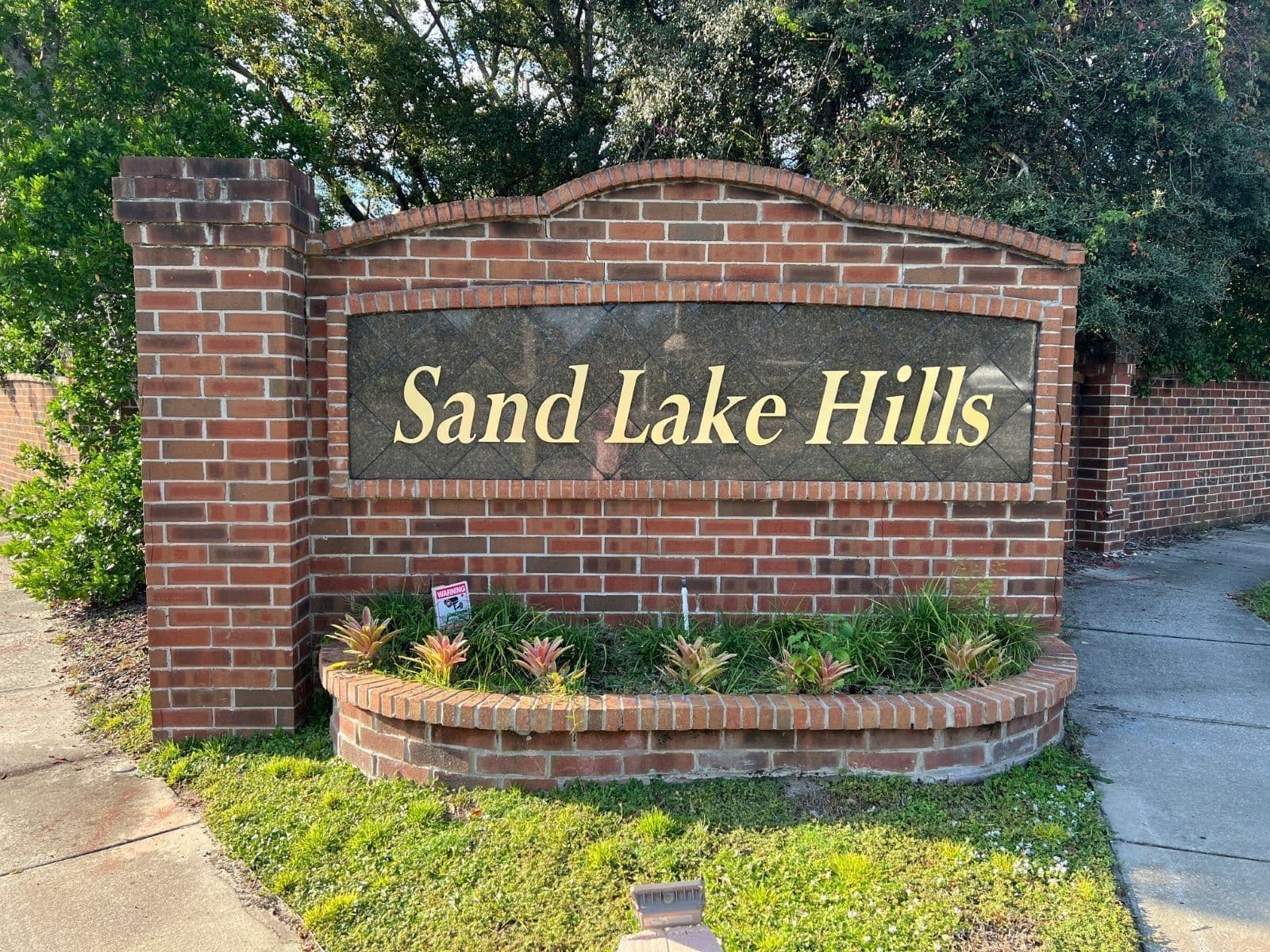 8511 SHADY GLEN