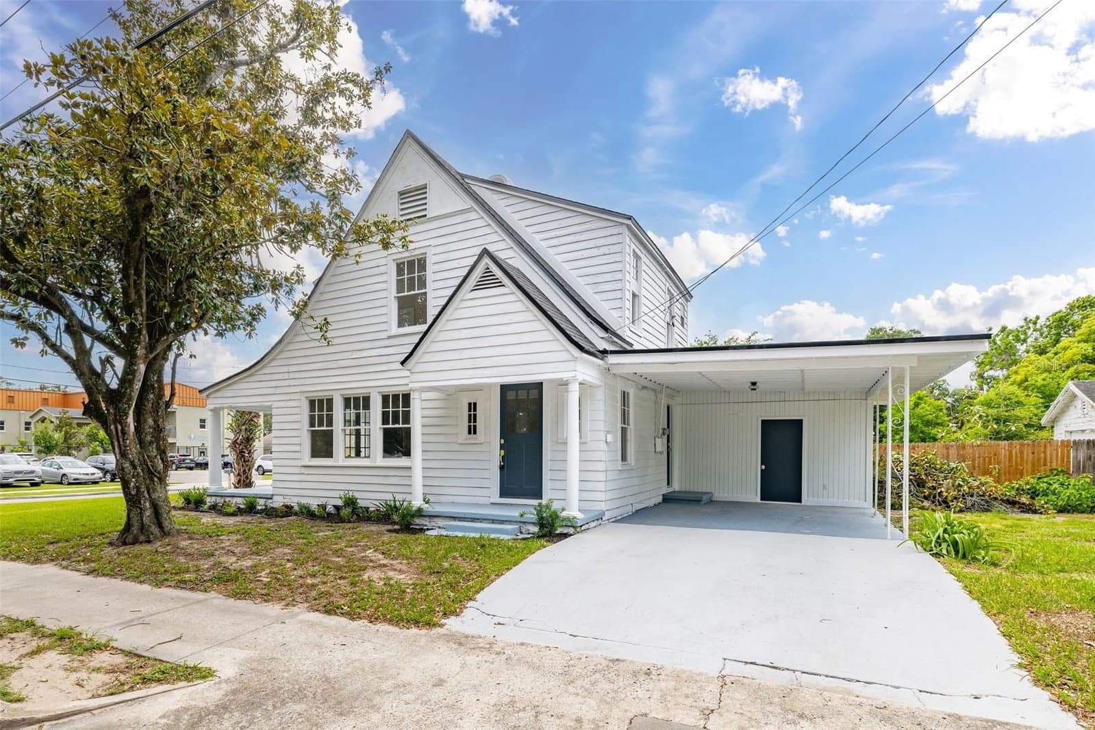 1201 OAKHILL