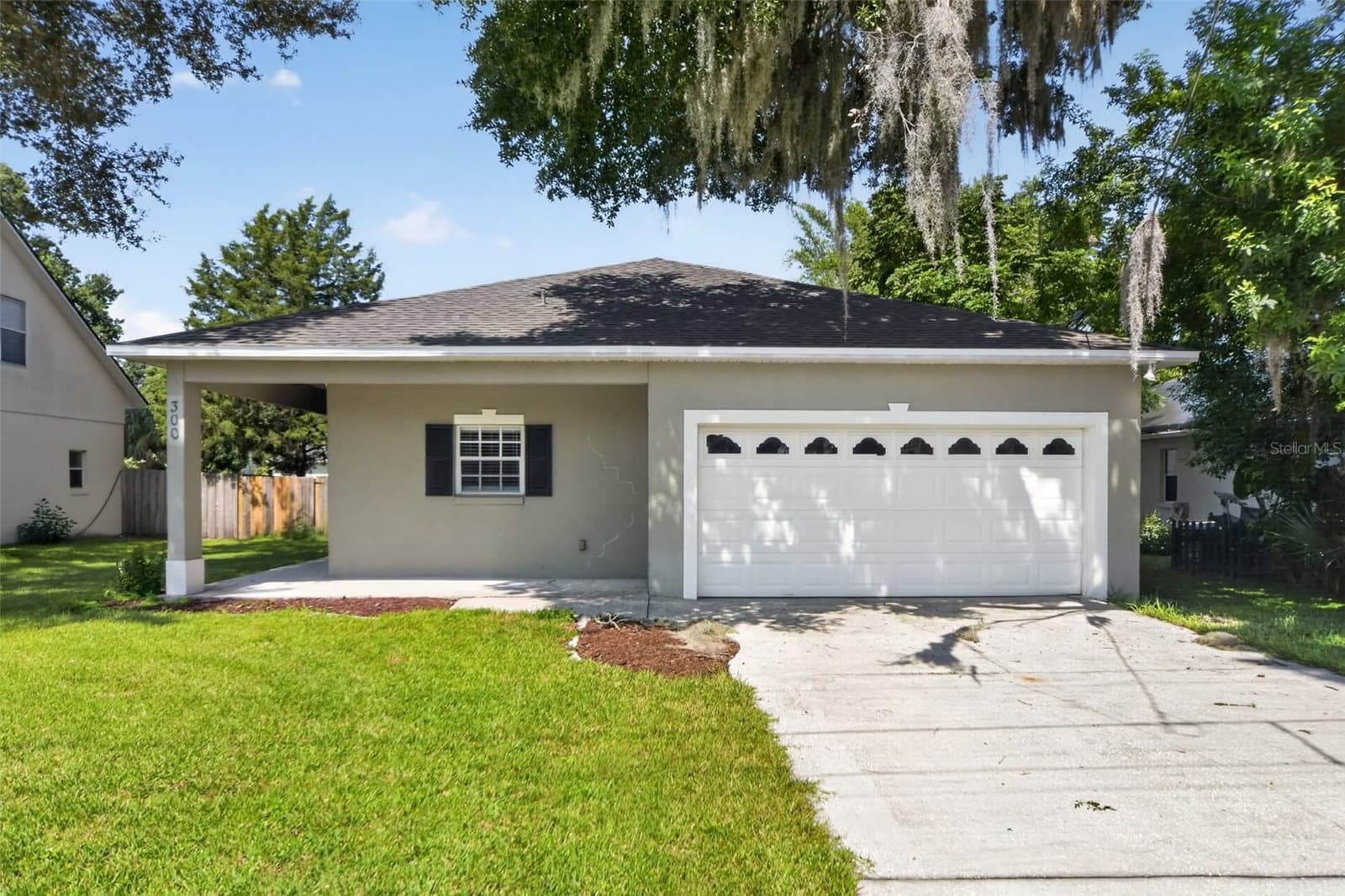 300 WOODLAND, Winter Garden, FL
