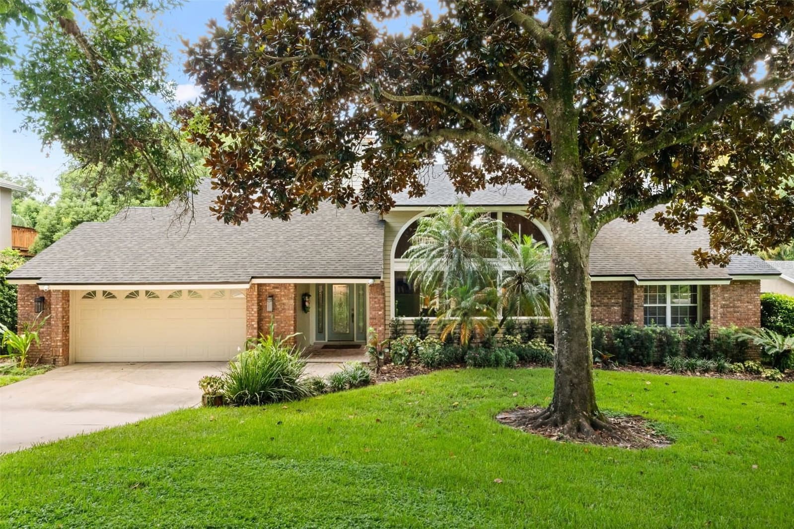 1336 CLASSIC, Longwood, FL