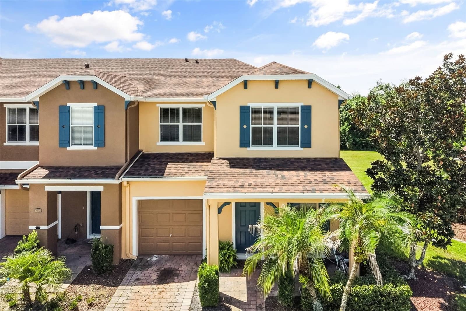 16424 CEDAR CREST