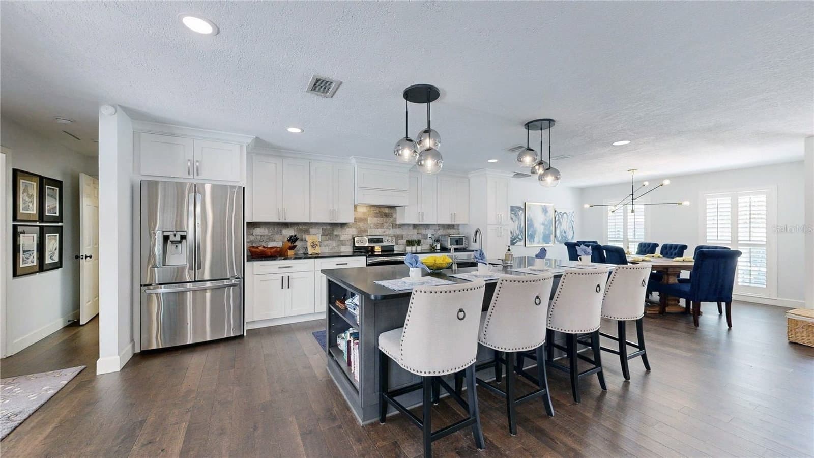 718 FOX VALLEY