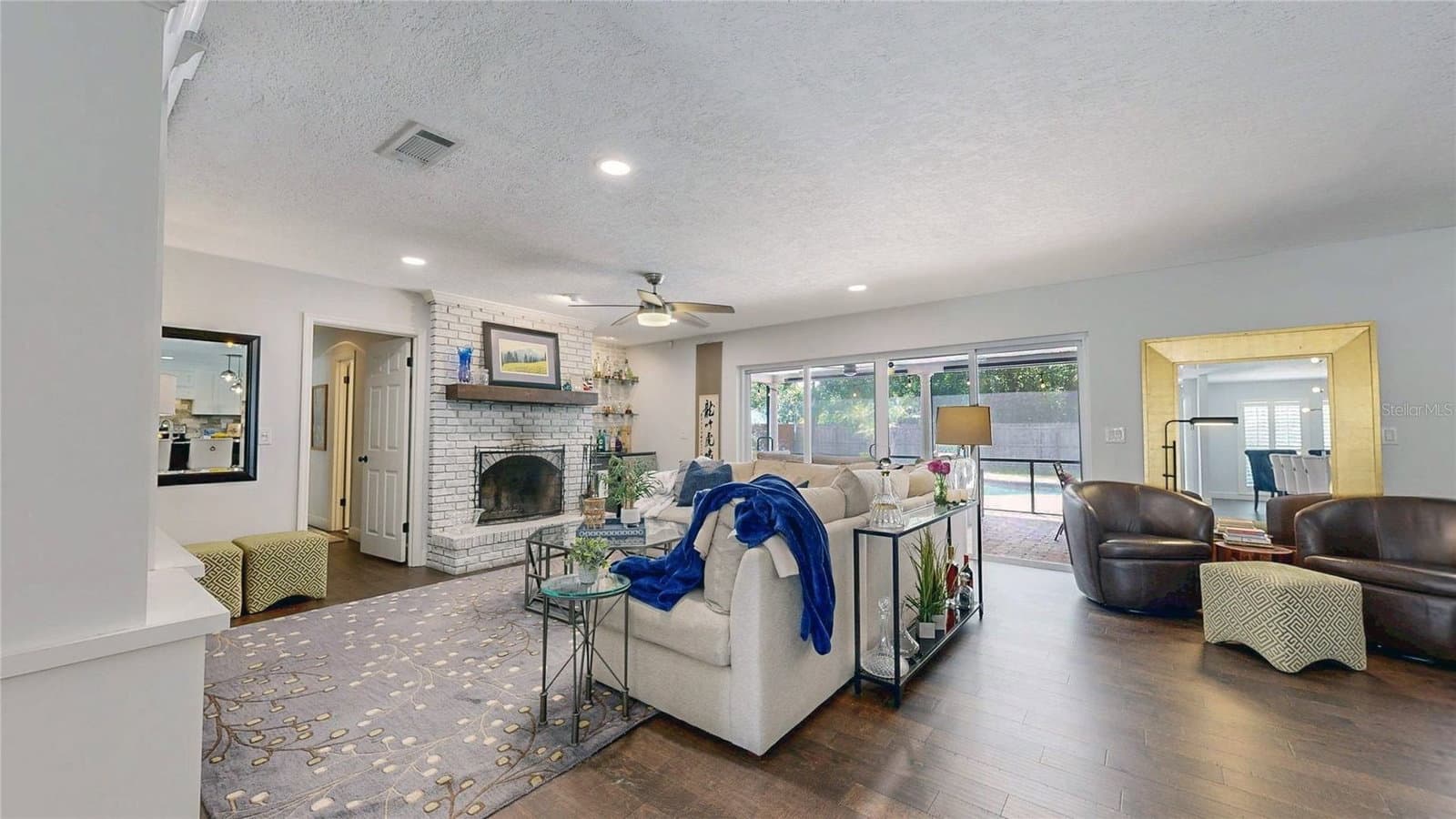 718 FOX VALLEY